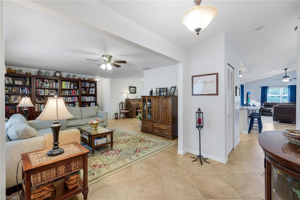 9814 Country Oaks DR