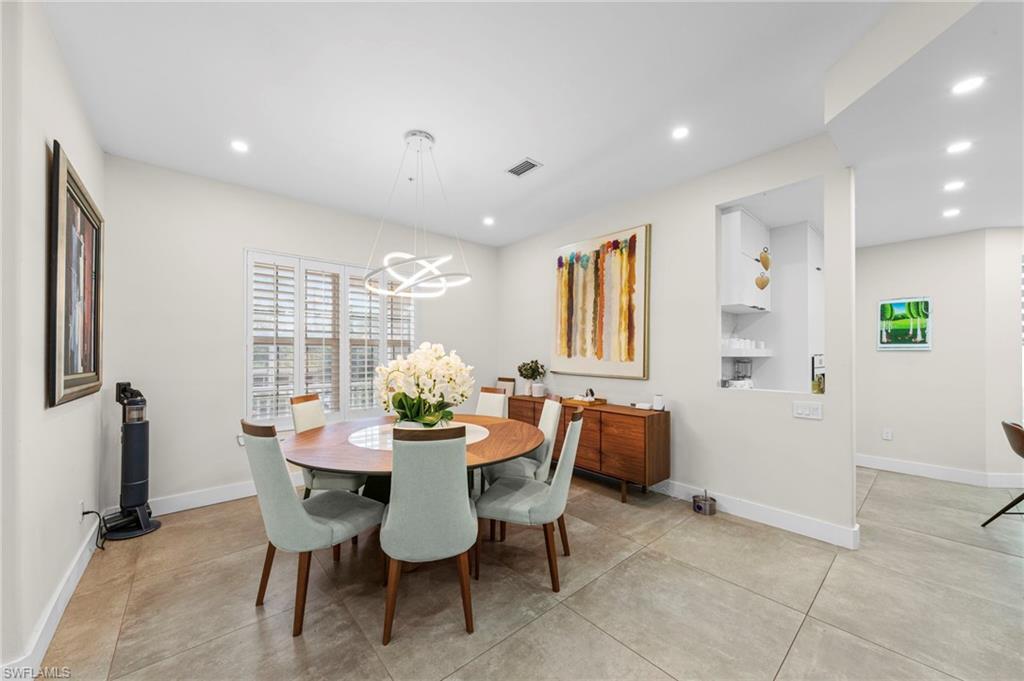 18130 Parkridge CT