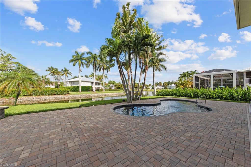 18130 Parkridge CT