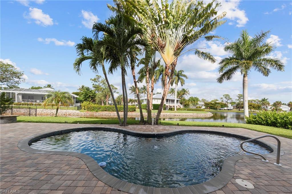 18130 Parkridge CT