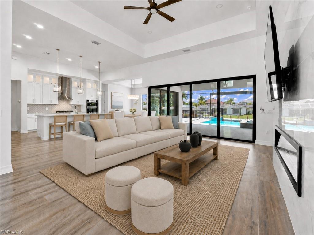 5322 Bayshore AVE
