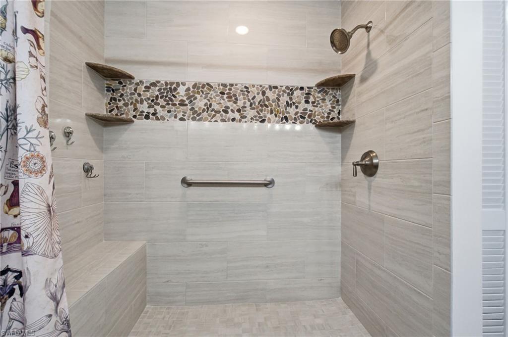 11365 Rabun Gap DR