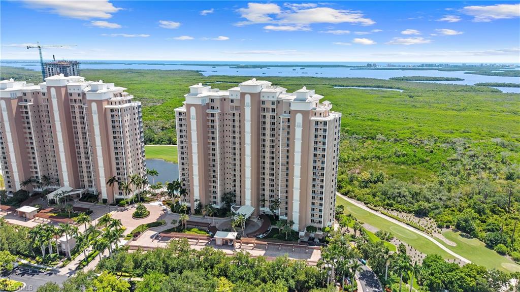 4761 West Bay BLVD 106