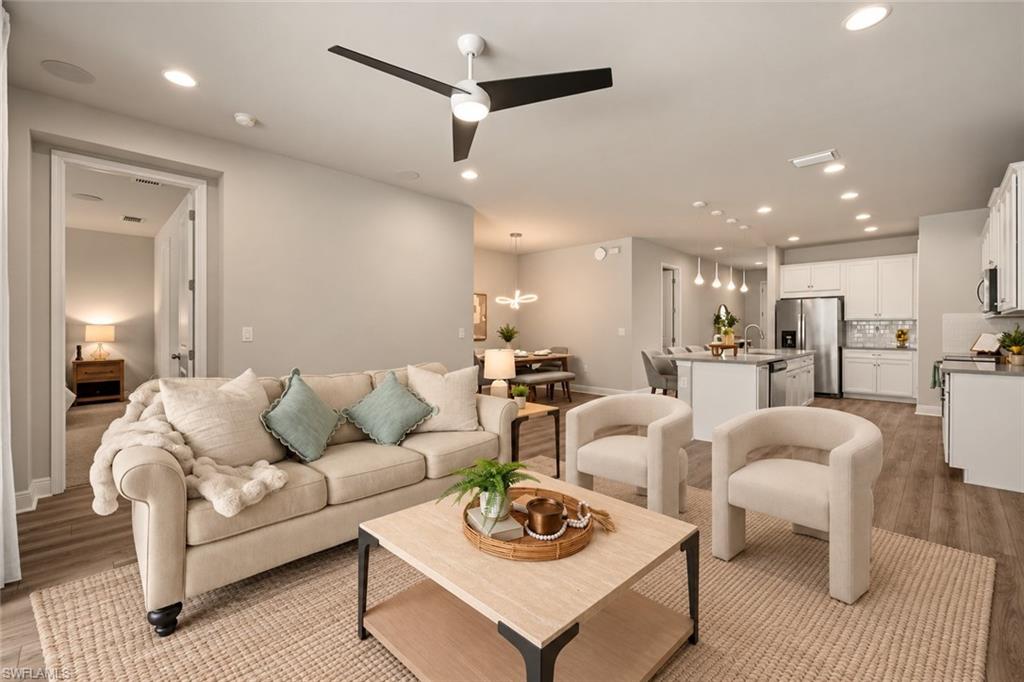 3849 Helmsman DR