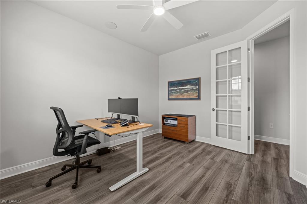 3849 Helmsman DR