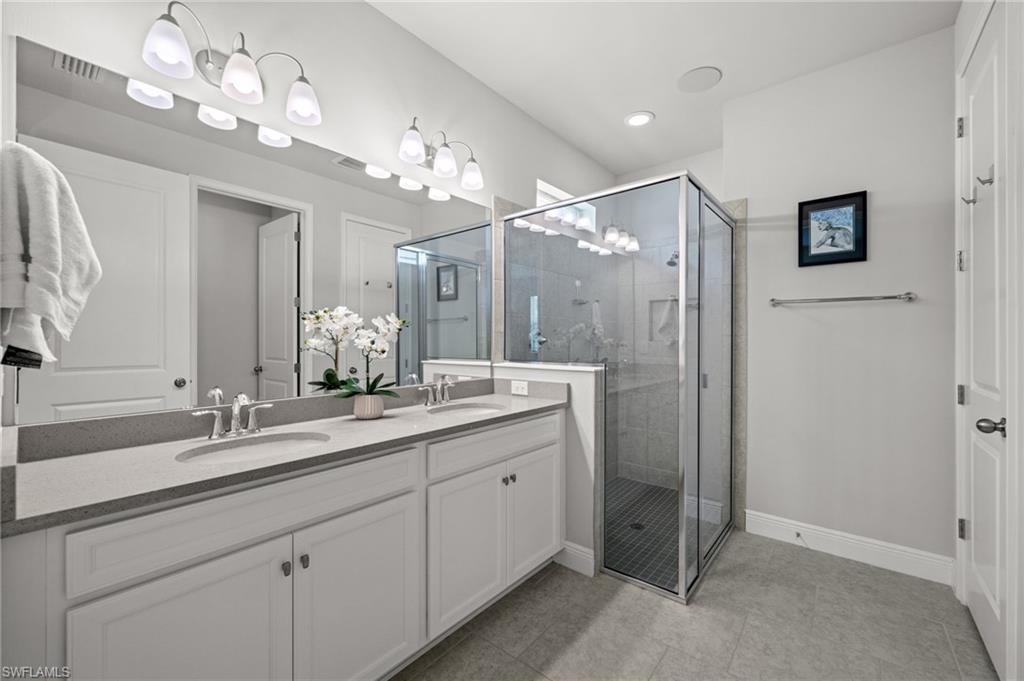 3849 Helmsman DR