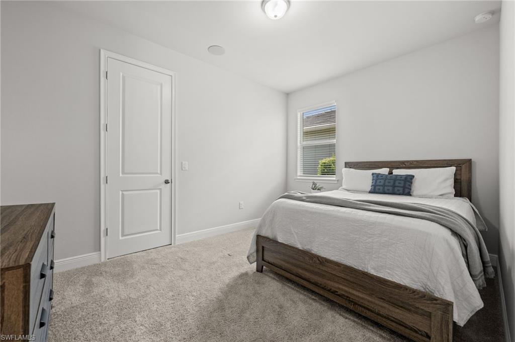 3849 Helmsman DR
