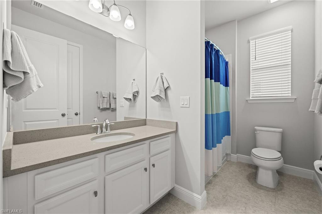 3849 Helmsman DR