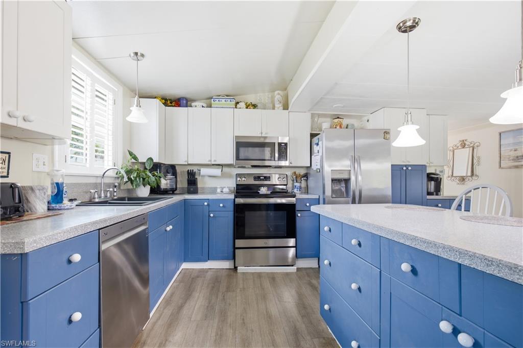 20 Derhenson DR