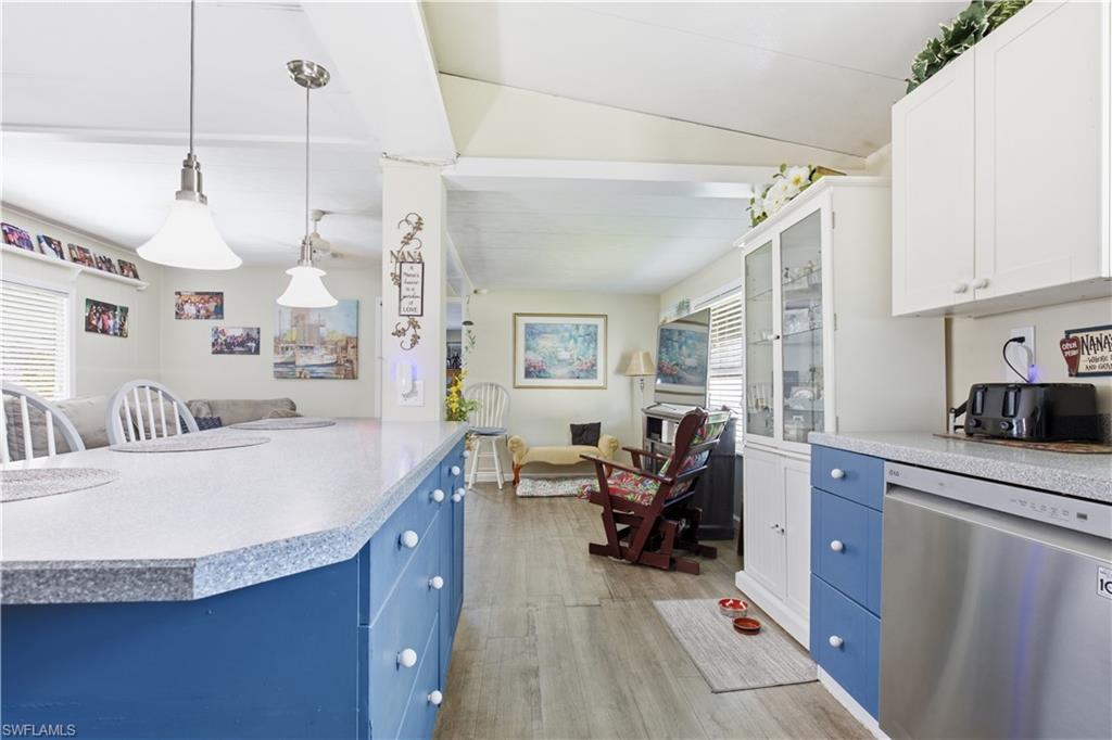 20 Derhenson DR