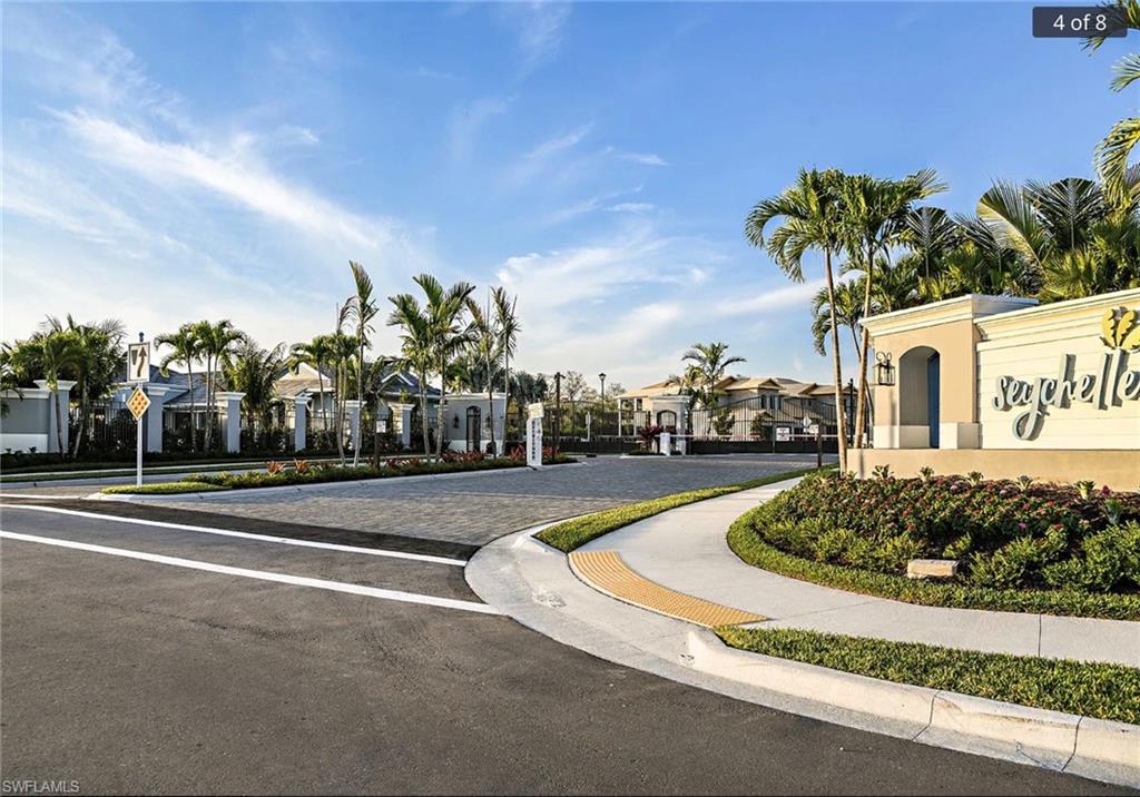 2555 Seychelles DR 402
