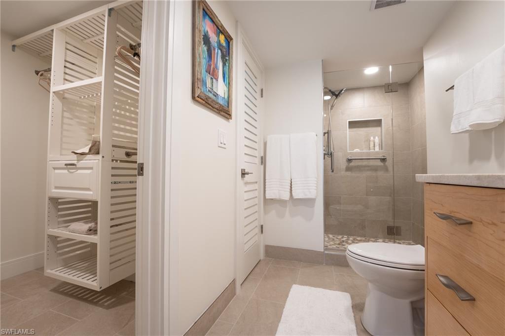 360 10th AVE S B100