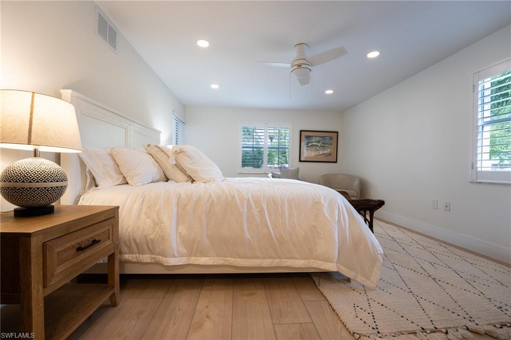 360 10th AVE S B100