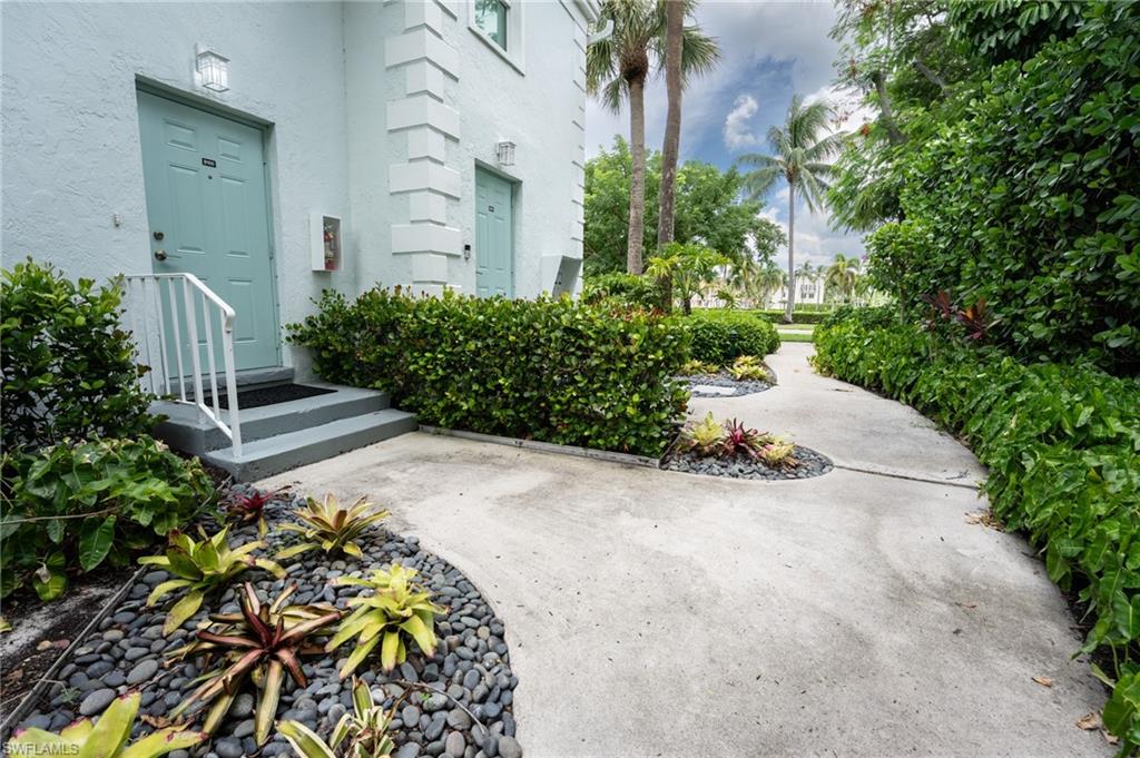 360 10th AVE S B100