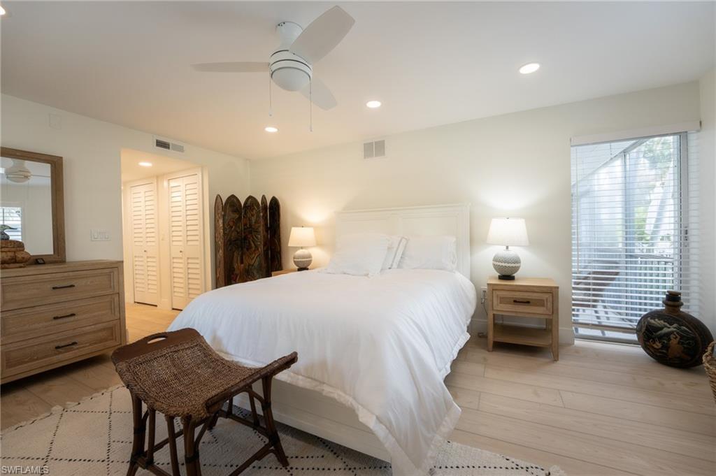 360 10th AVE S B100
