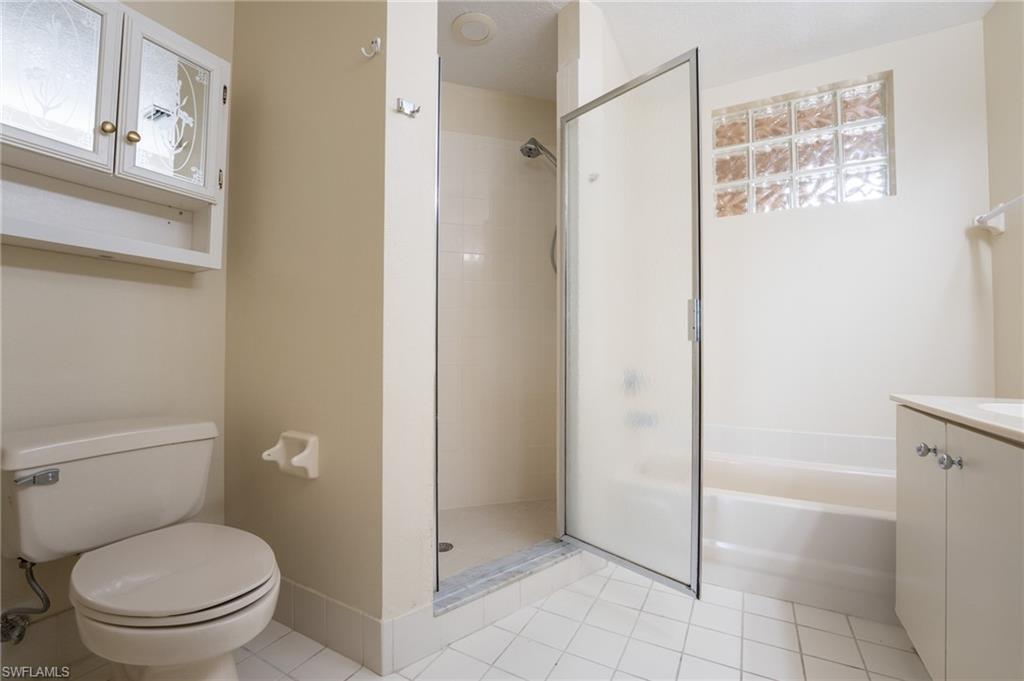 6368 Huntington Lakes CIR 102