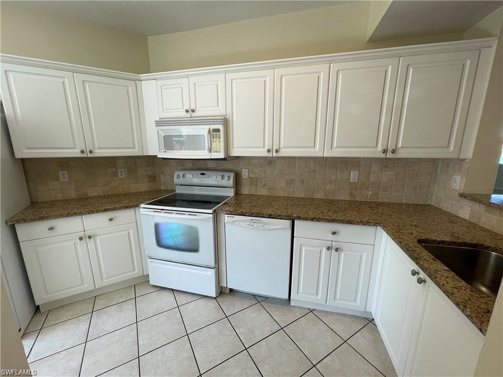 6368 Huntington Lakes CIR 102