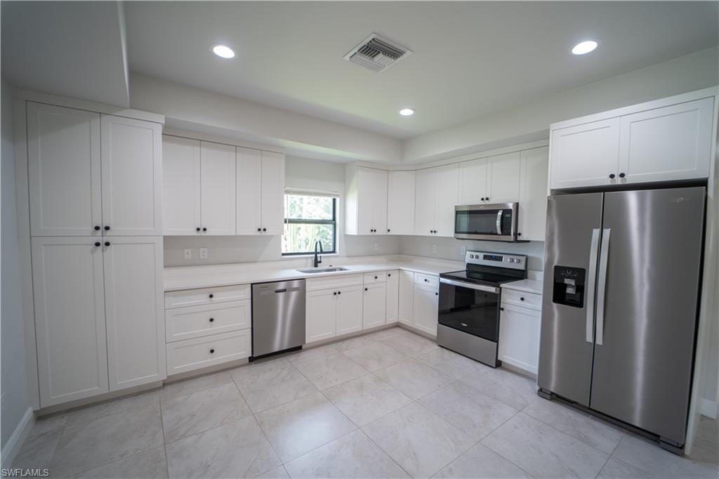11251 Dean ST 53