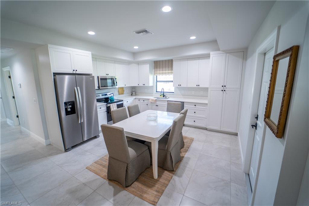 11253 Dean ST 53