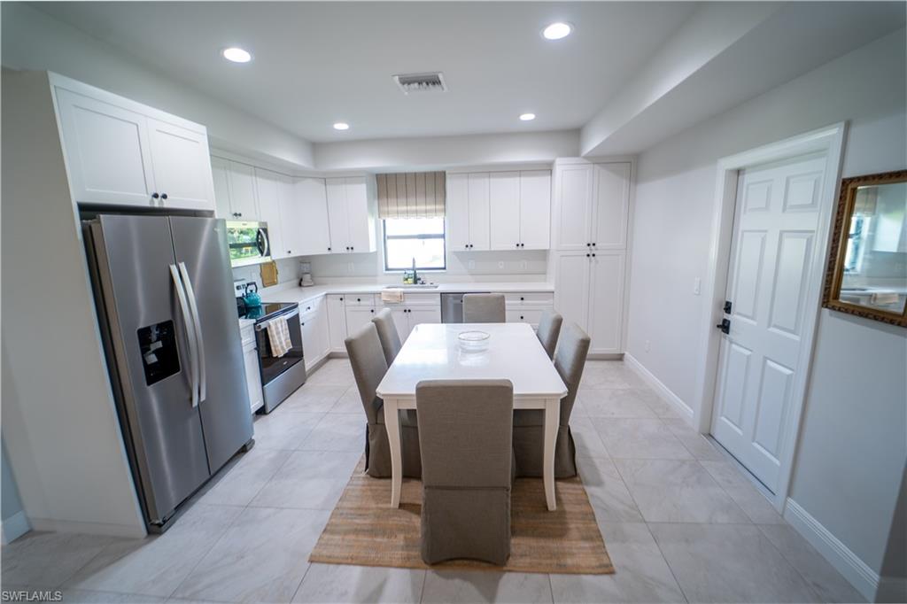 11253 Dean ST 53