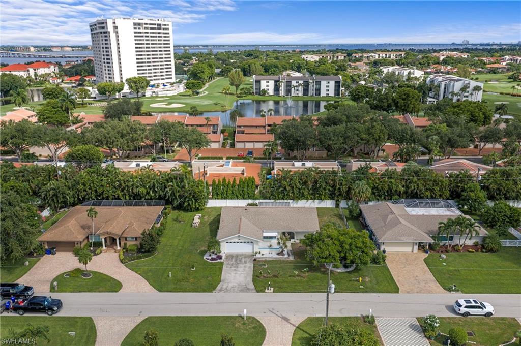 971 Town And River DR