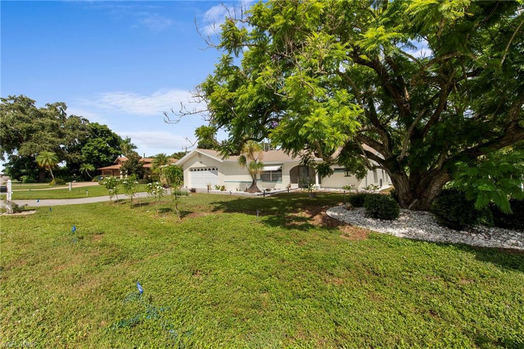971 Town And River DR