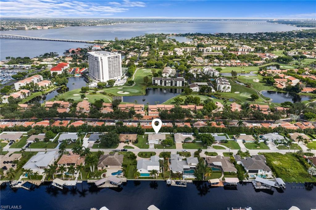 971 Town And River DR