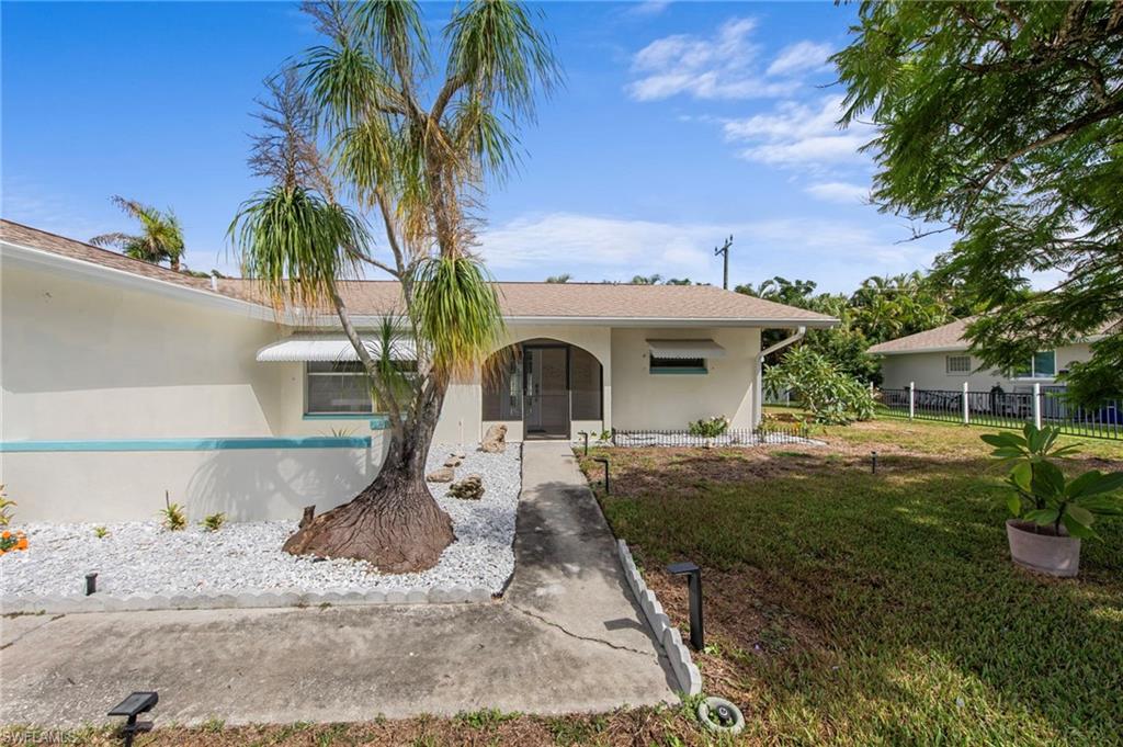 971 Town And River DR