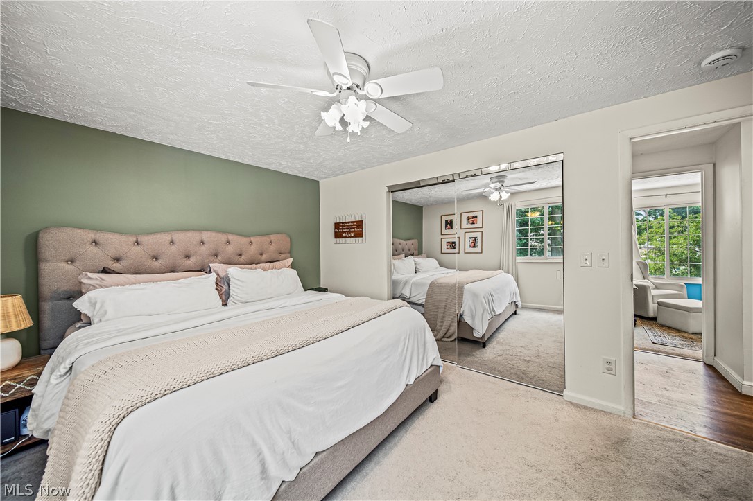 5437 Oak Ridge Drive