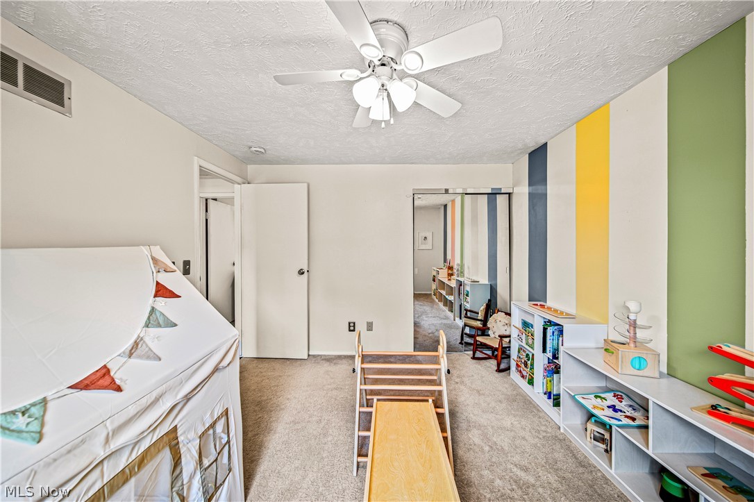 5437 Oak Ridge Drive