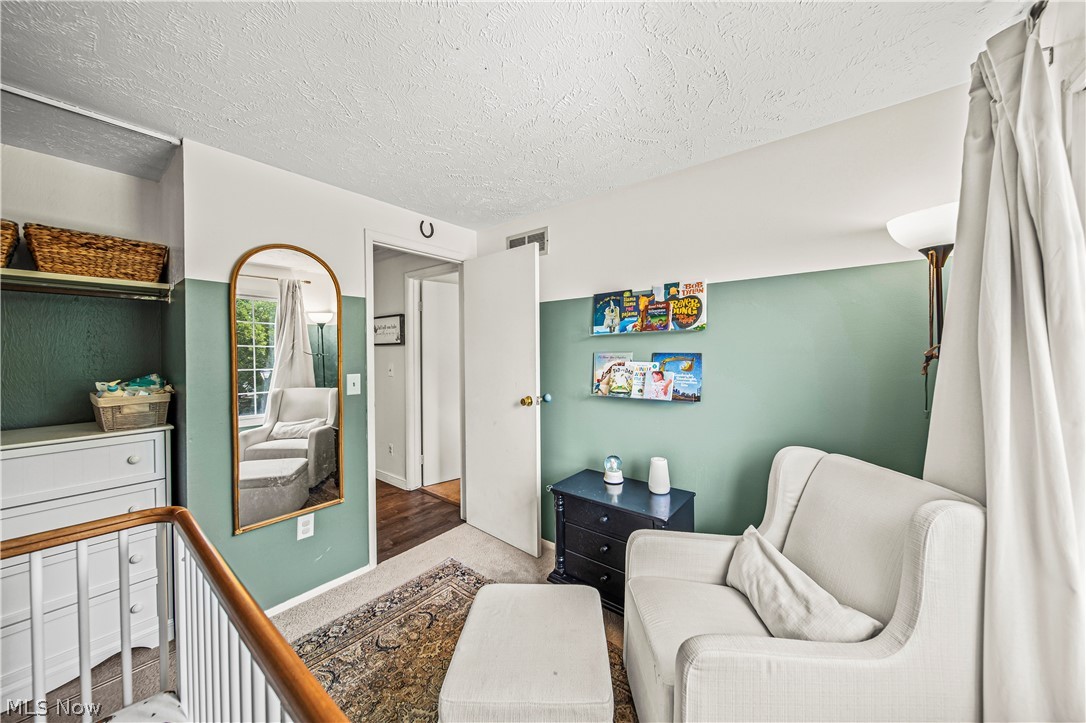 5437 Oak Ridge Drive