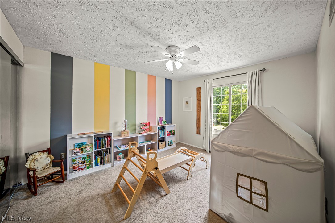 5437 Oak Ridge Drive