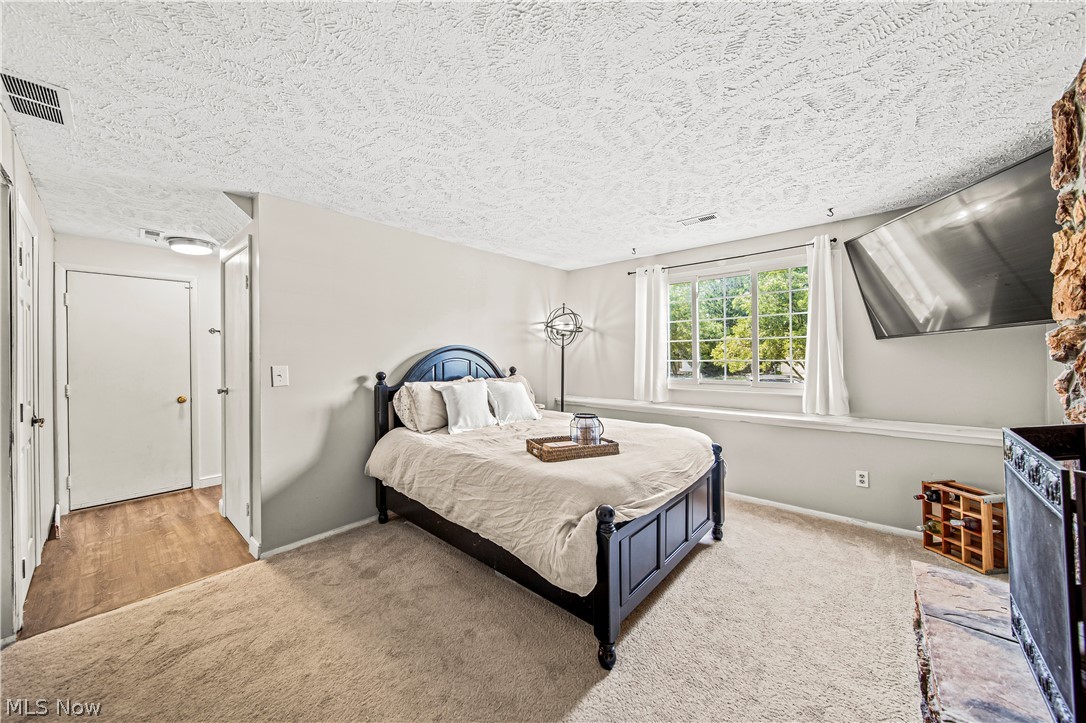 5437 Oak Ridge Drive