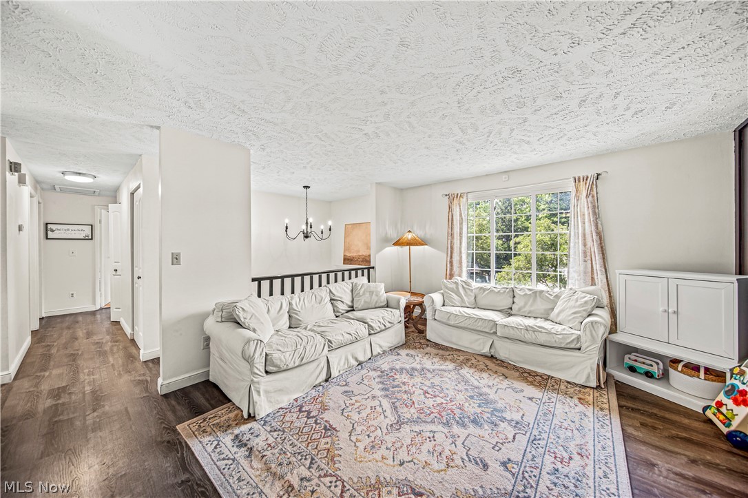 5437 Oak Ridge Drive