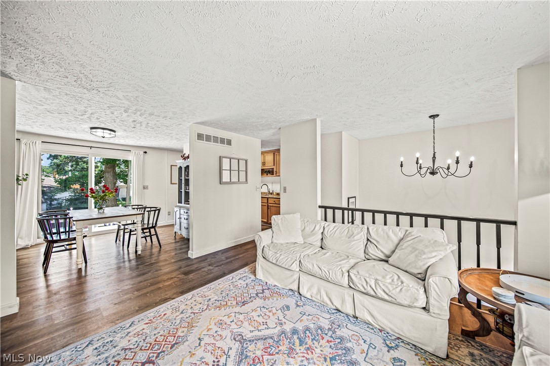 5437 Oak Ridge Drive