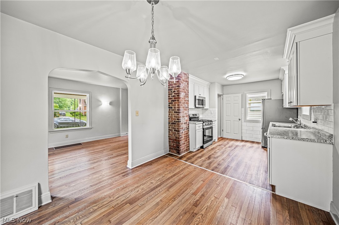 864 Willard Avenue SE