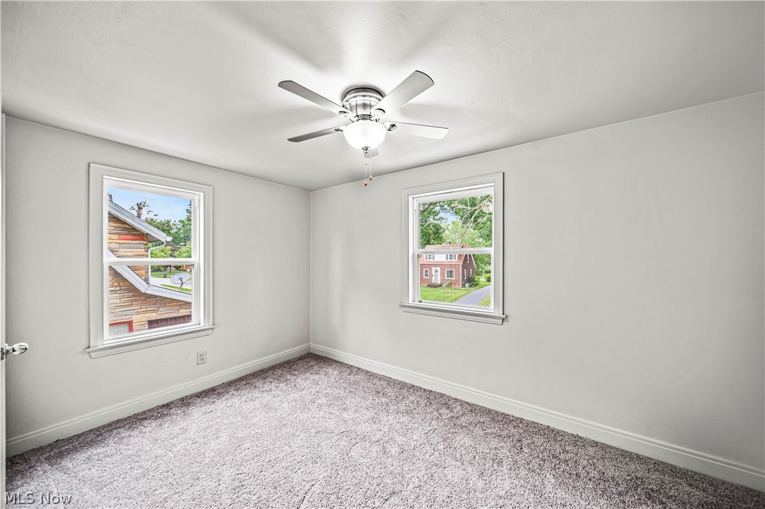 864 Willard Avenue SE