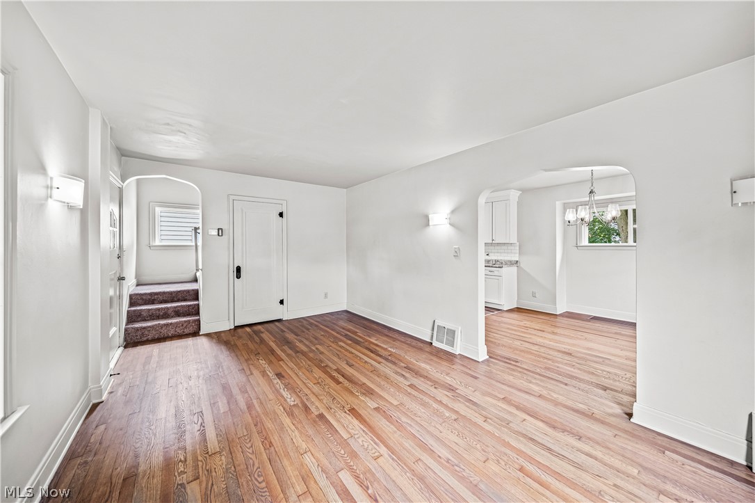 864 Willard Avenue SE