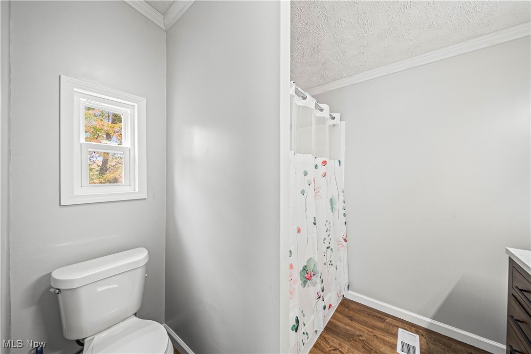 151 Oaktree Lane