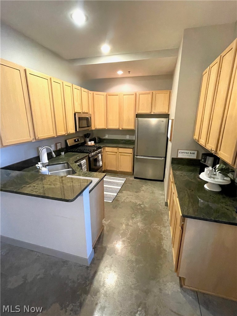 1951 W 26th. Street 511