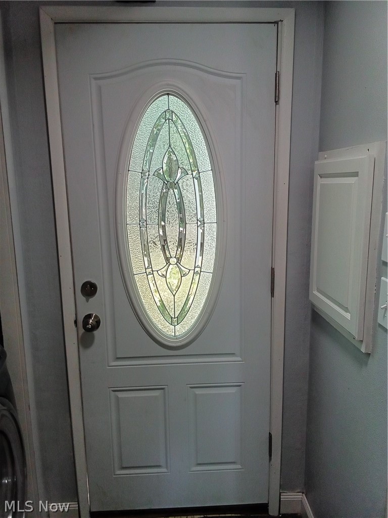 6 Cardinal Dr