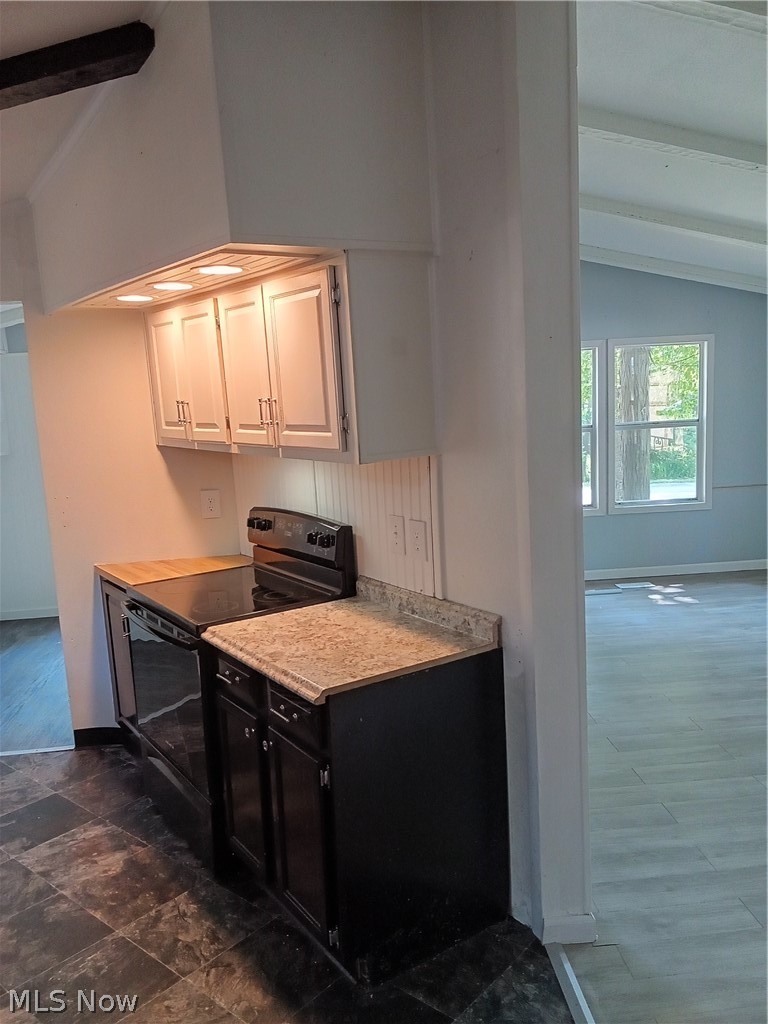 6 Cardinal Dr