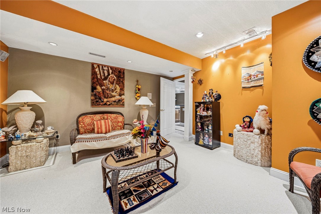 10600 Locust Grove Drive