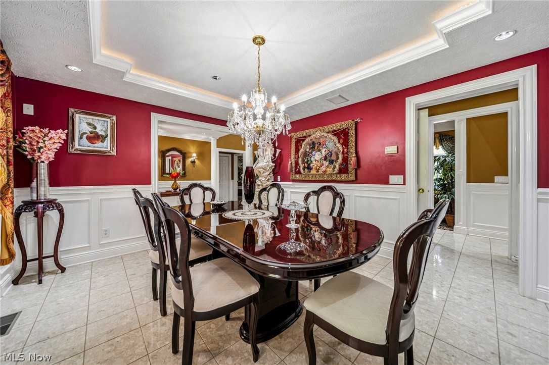 10600 Locust Grove Drive
