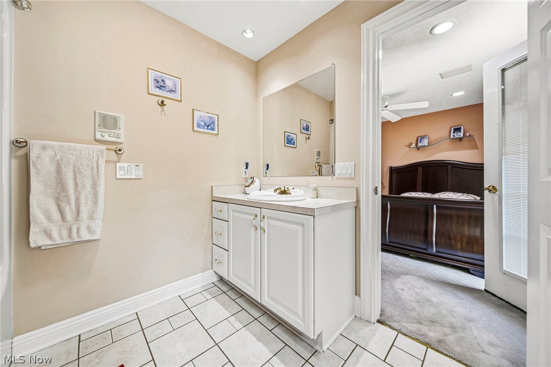 10600 Locust Grove Drive