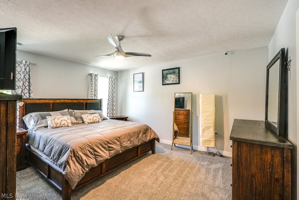 1571 Leslie Drive