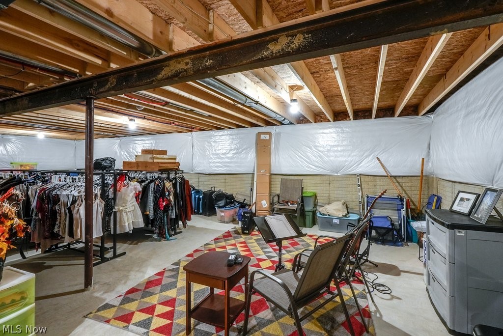 1571 Leslie Drive