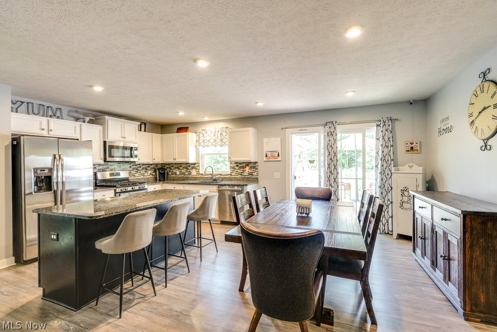 1571 Leslie Drive
