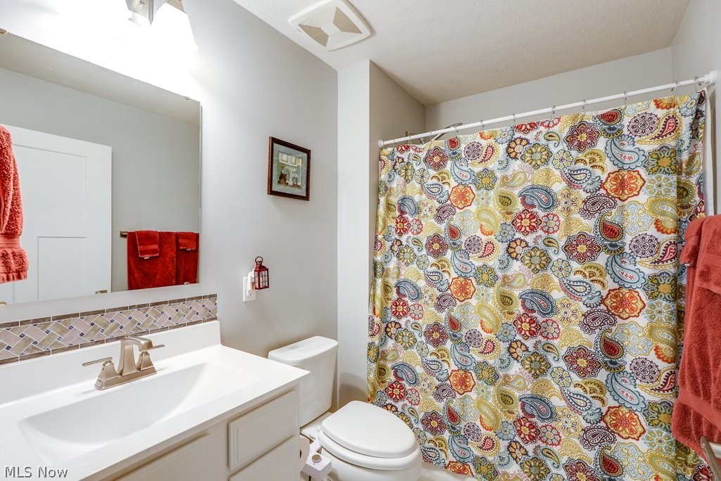 1571 Leslie Drive