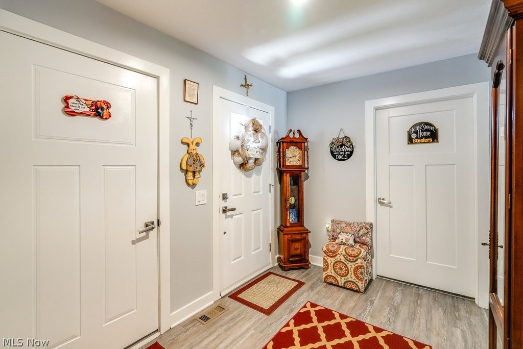 1571 Leslie Drive